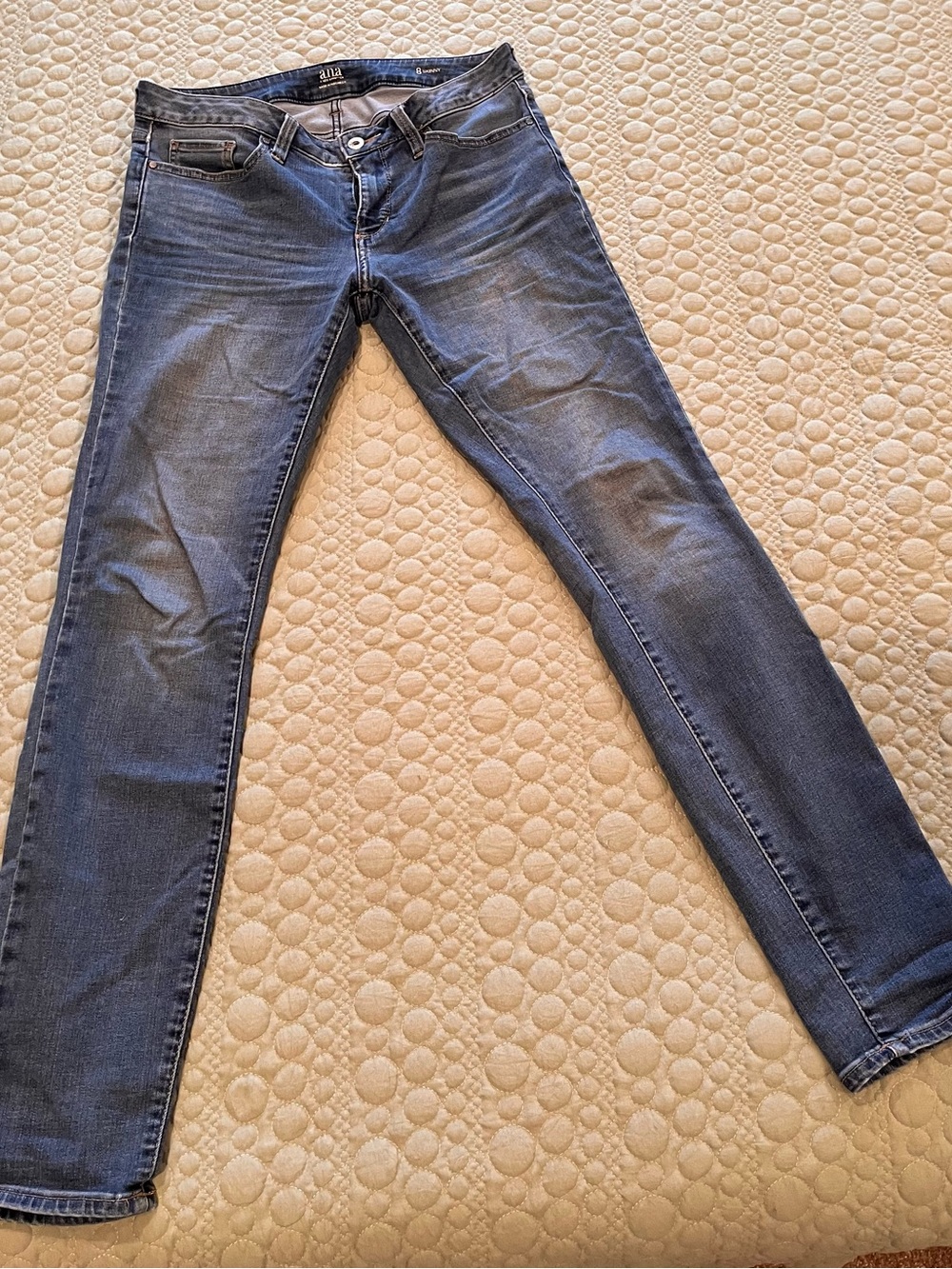 a.n.a Slim Skinny Jeans in Medium Blue